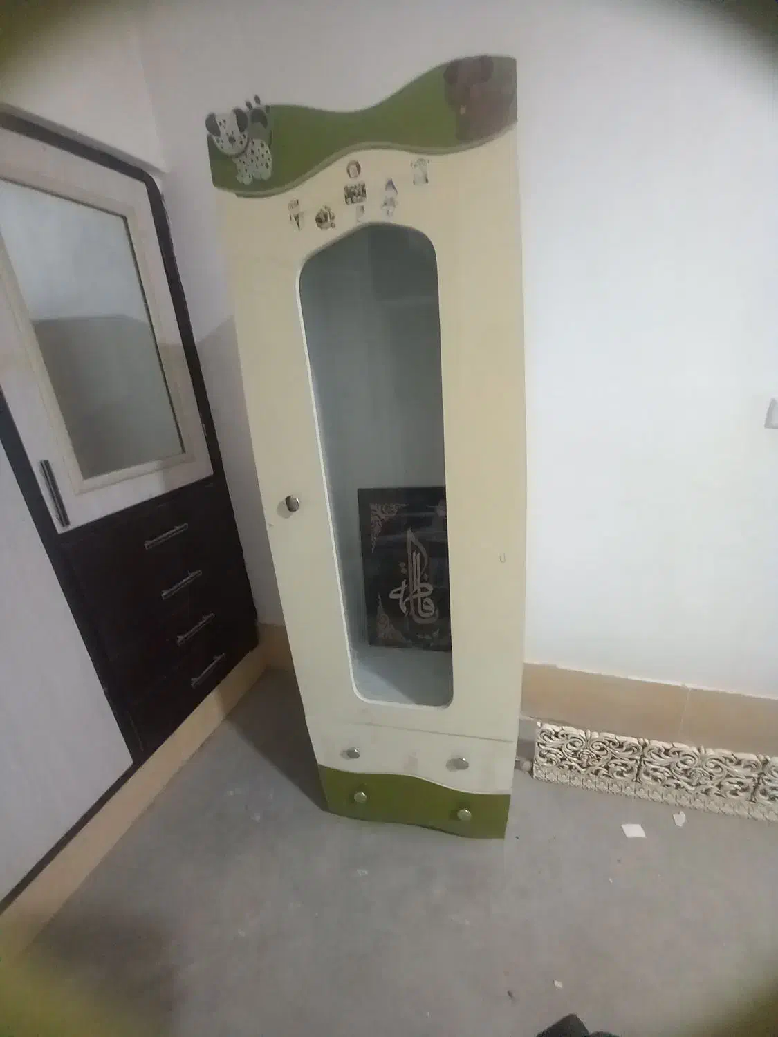 کمد|اسباب و اثاث بچه|گناباد, |دیوار