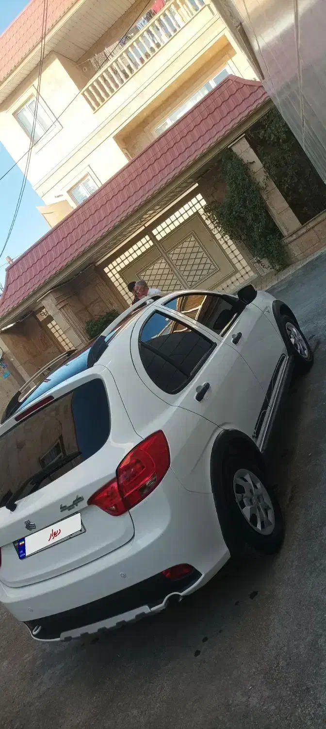 کویک R مدل 1402 گارانتی فعال|خودرو سواری و وانت|مریوان, |دیوار