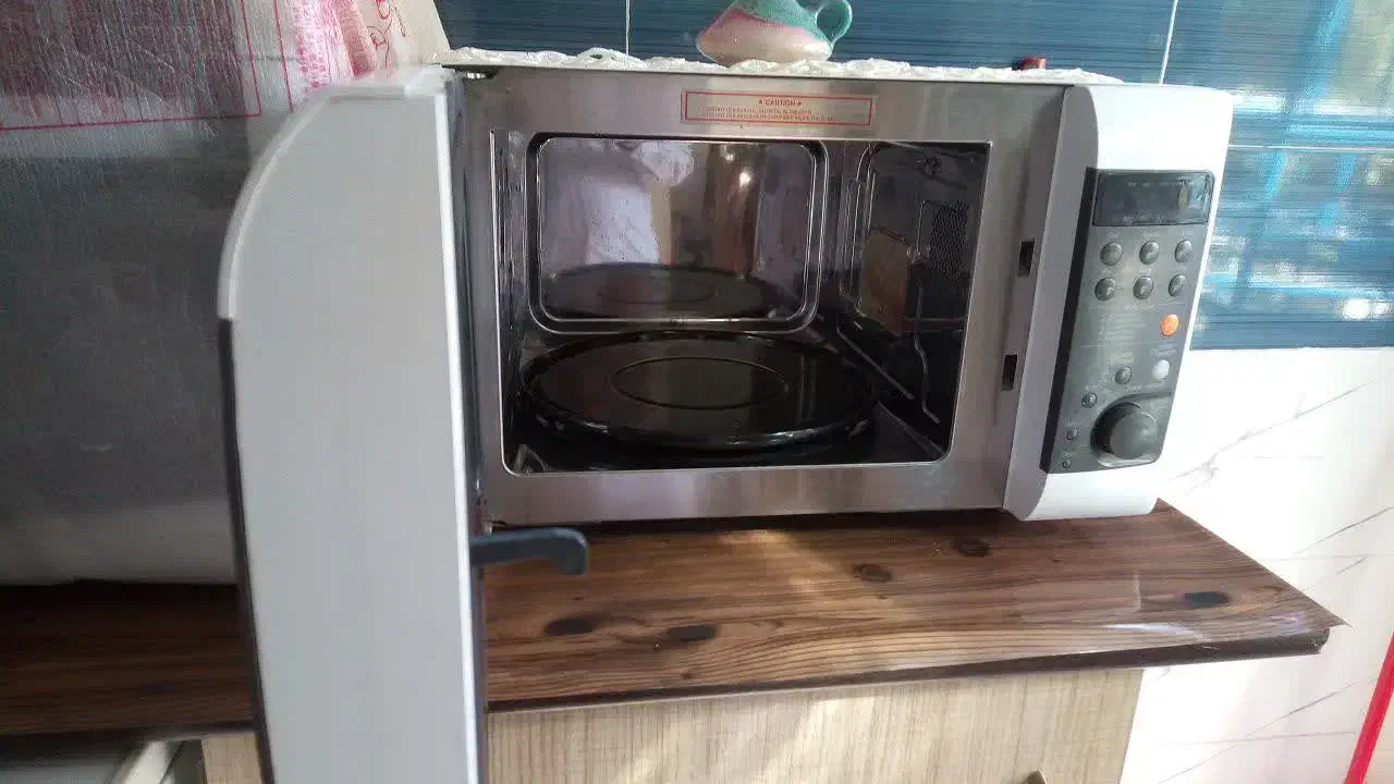 ماکروویو دوو|اجاق گاز و لوازم برقی پخت‌وپز|فولادشهر, A3|دیوار