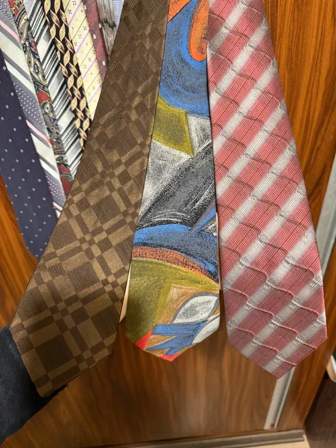 کراوات خارجی|کیف، کفش، کمربند|تبریز, |دیوار