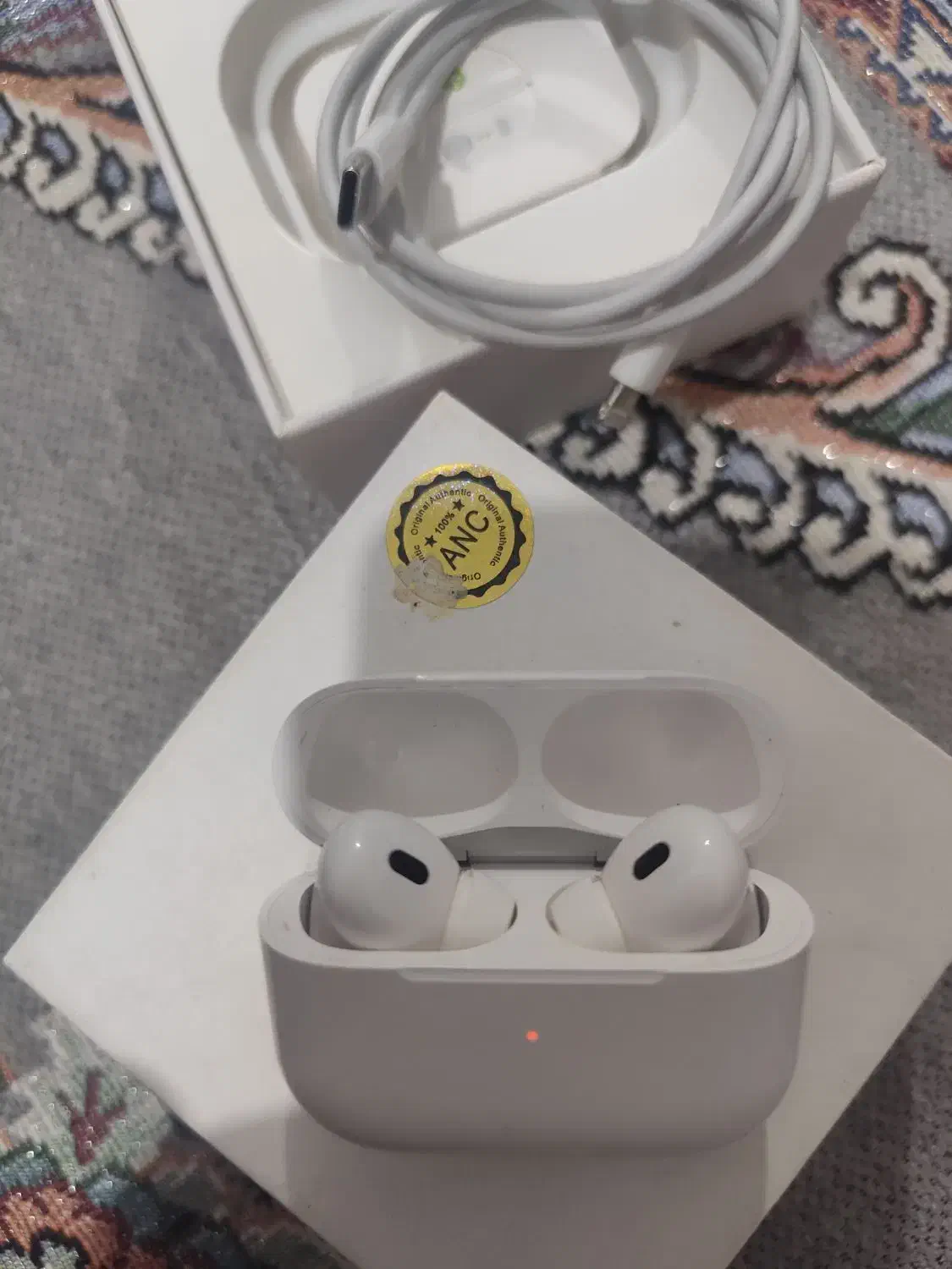 airpods pro|لوازم جانبی موبایل و تبلت|شیراز, سینما سعدی|دیوار