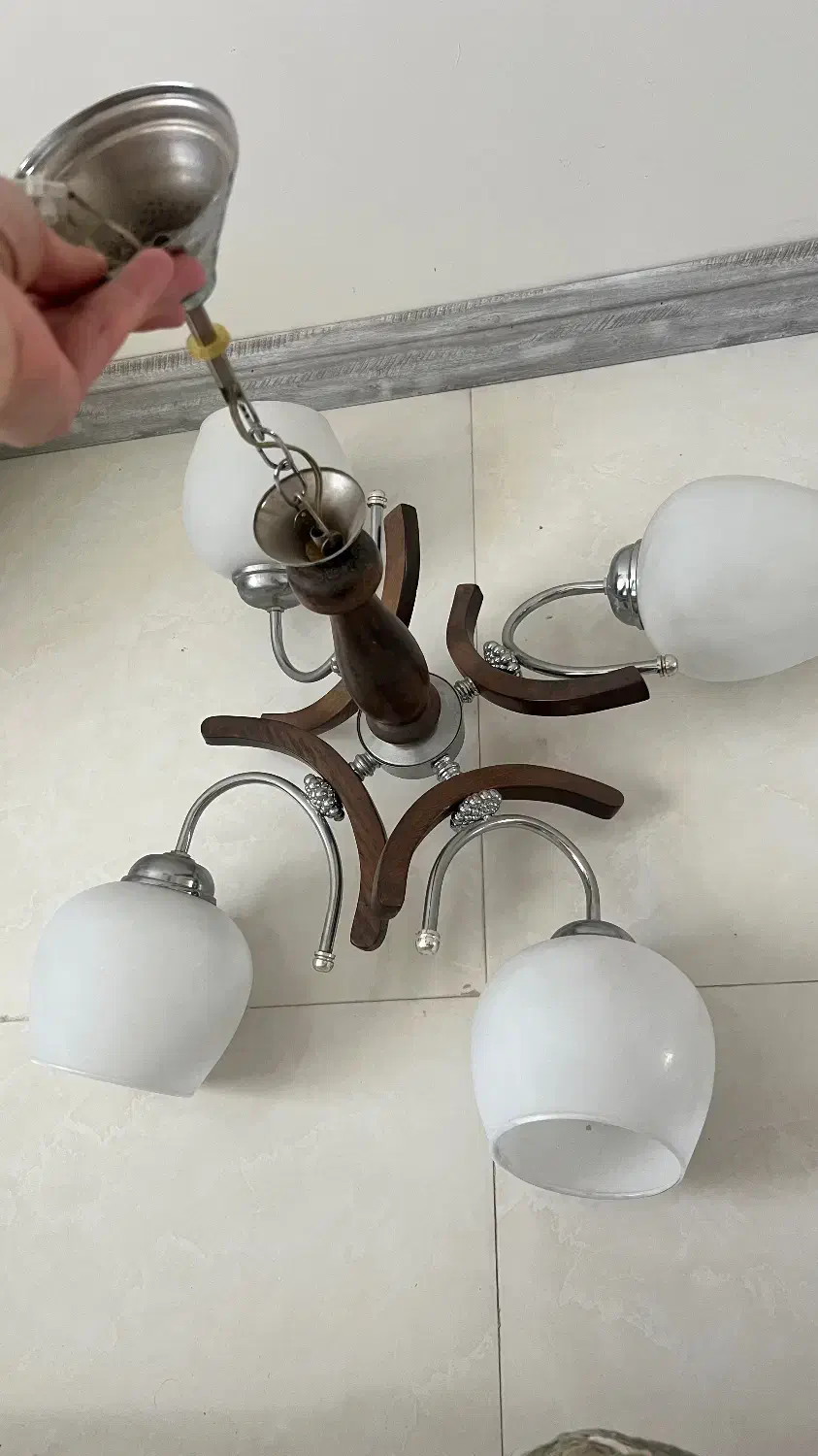 لوستر حبابی ۴ شاخه|لوستر و چراغ آویز|کرج, باغستان|دیوار