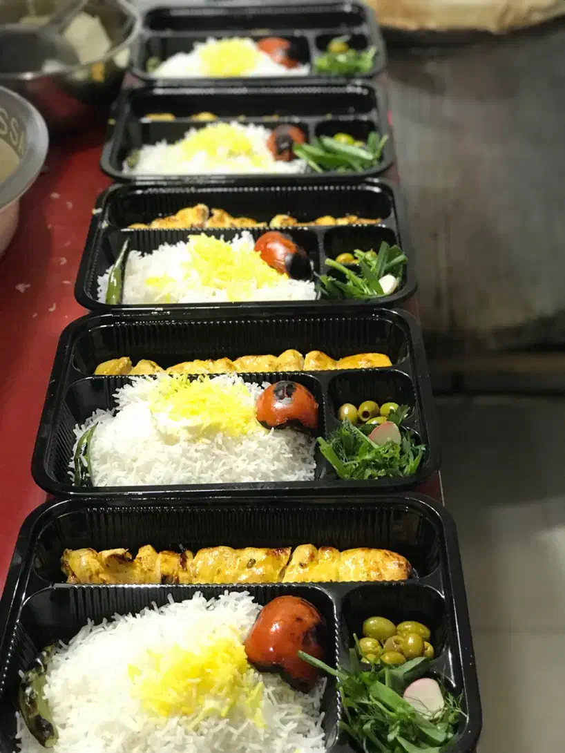 قبول سفارش غذای شرکتها،ادارات،جلسات،مهمانیهای ویژه|خدمات پذیرایی، مراسم|تبریز, |دیوار