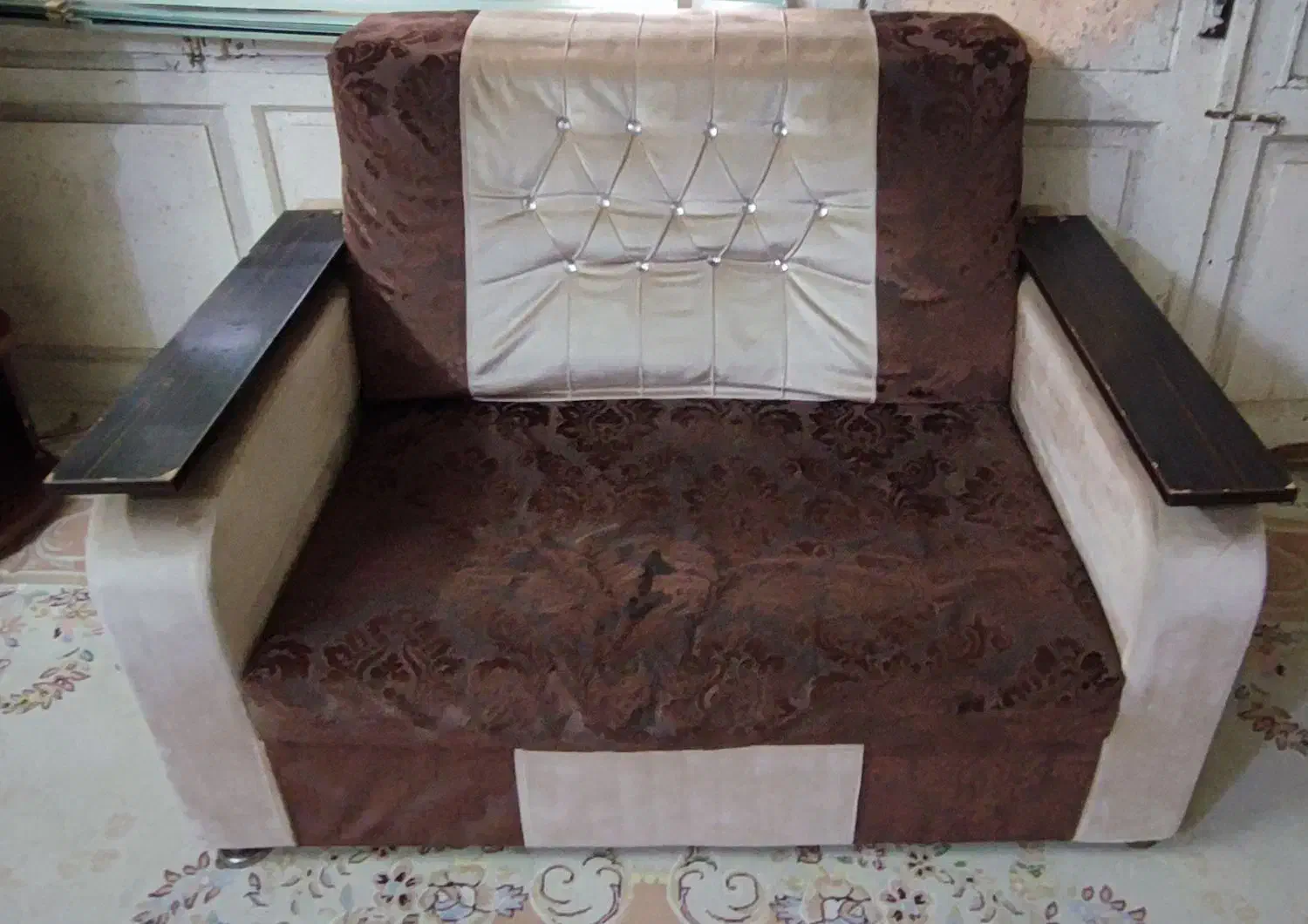 مبل ۶ نفره کارکرده|مبلمان خانگی و میز عسلی|قائم‌شهر, |دیوار