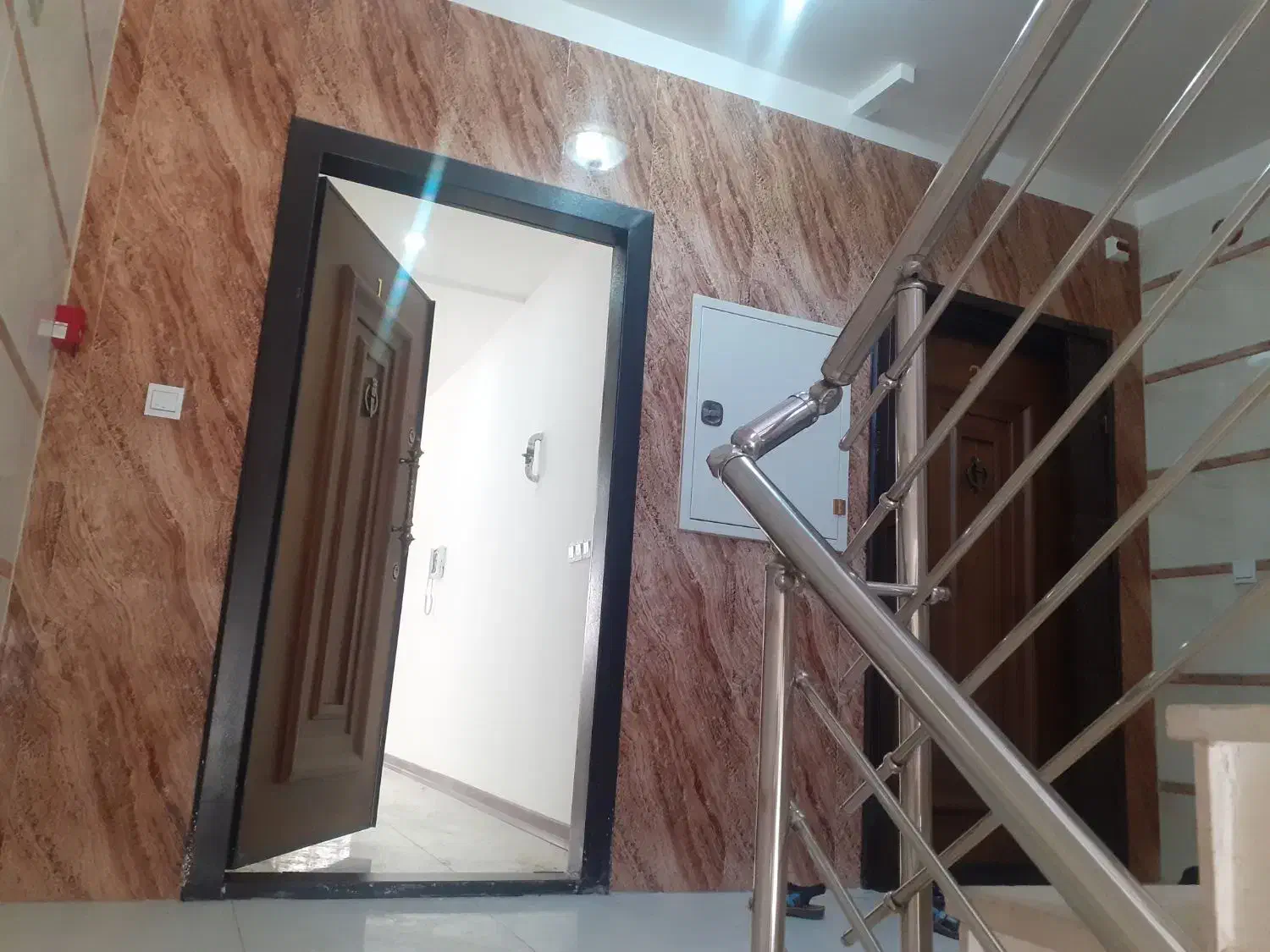 فروش واحد در آزادگان فاز ۱ مروارید ۱۱|فروش آپارتمان|نظرآباد, شهرک آزادگان|دیوار