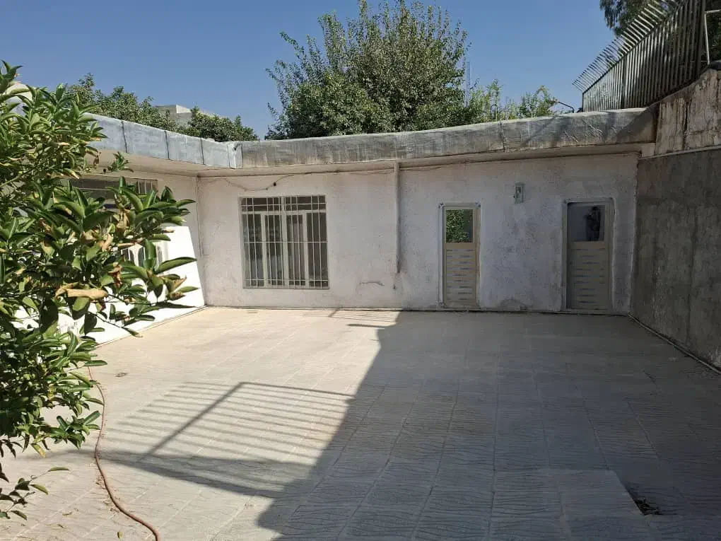 خانه ویلایی ۲۲۰ متر پشت باغ نظر|فروش خانه و ویلا|کازرون, |دیوار