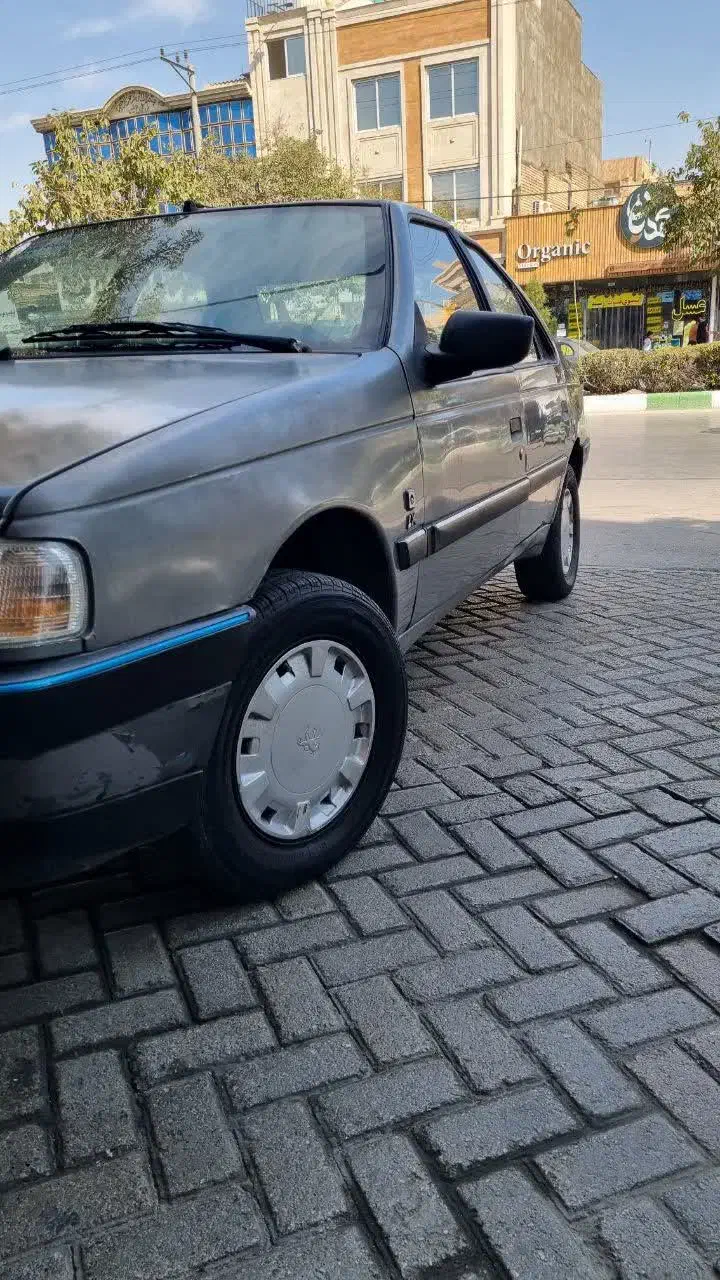 پژو 405 مدل 93 موتور گیربکس و جلوبندی سالم|خودرو سواری و وانت|مشهد, گوهرشاد|دیوار