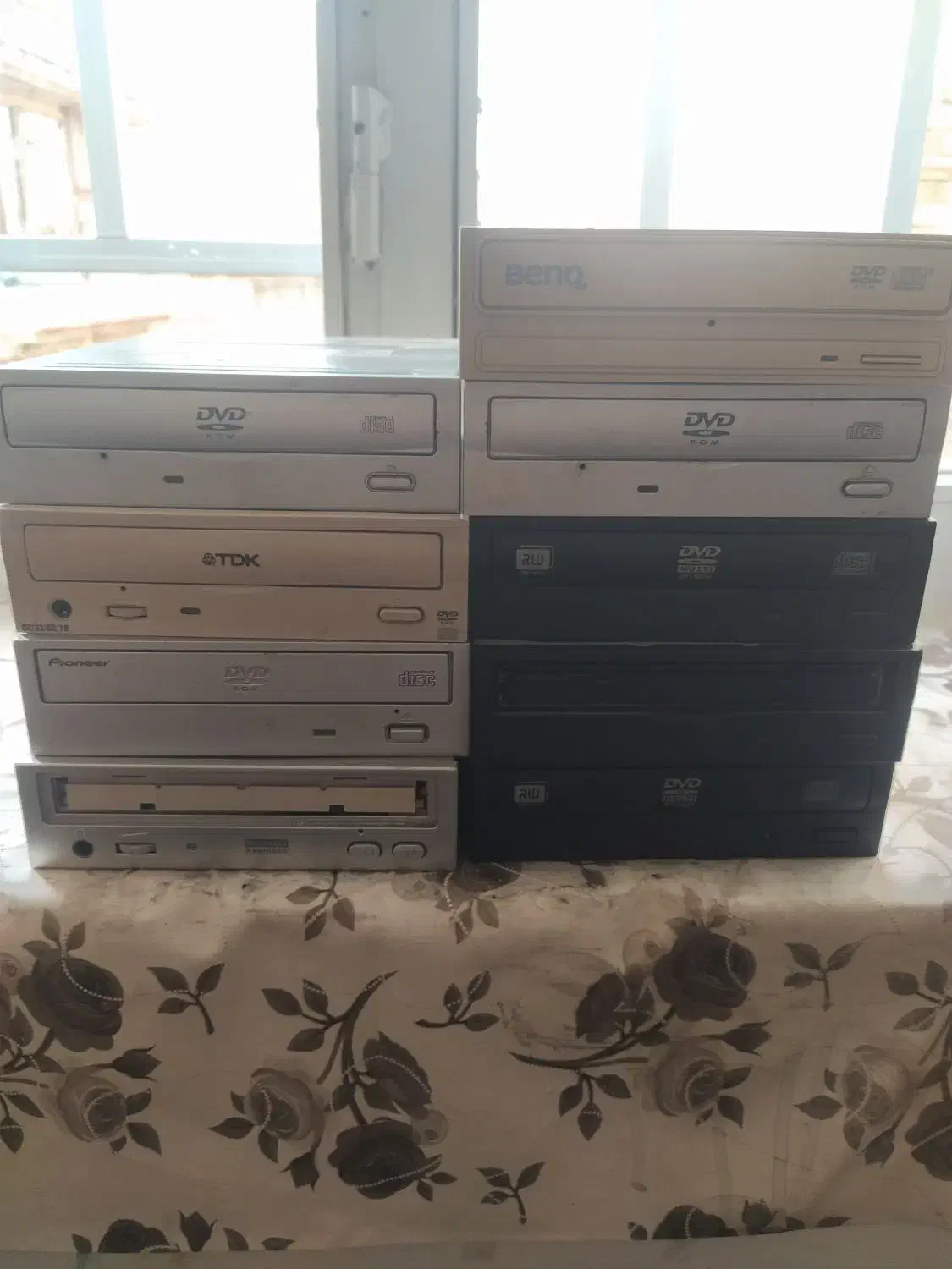 دیوی دی رم ورایت کامپیوتر 9عدد|قطعات و لوازم جانبی رایانه|ارومیه, |دیوار