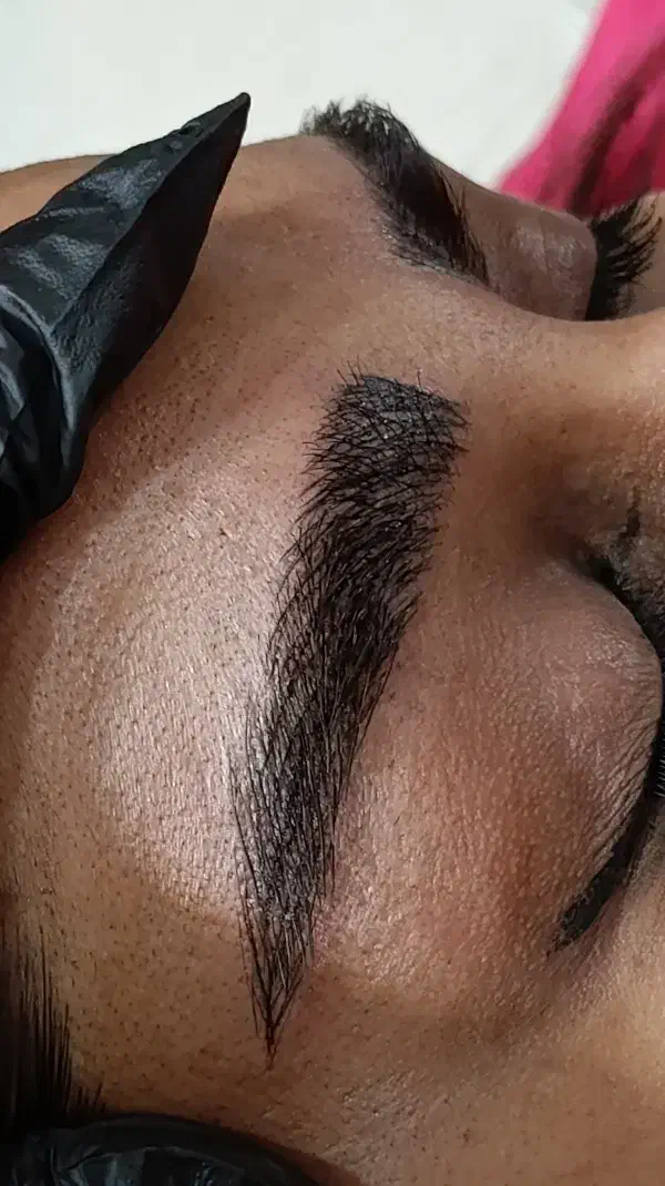 کاشت و اکستنشن مژه و آرایش دائم|خدمات آرایشگری و زیبایی|سنقر, |دیوار