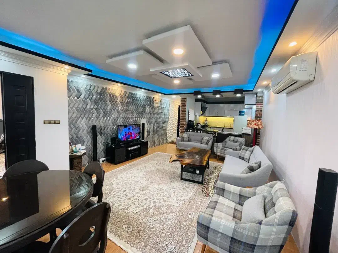 فروش ویلایی/باز سازی شده/ابتدای استقامت ۲|فروش خانه و ویلا|رشت, استقامت ۲|دیوار