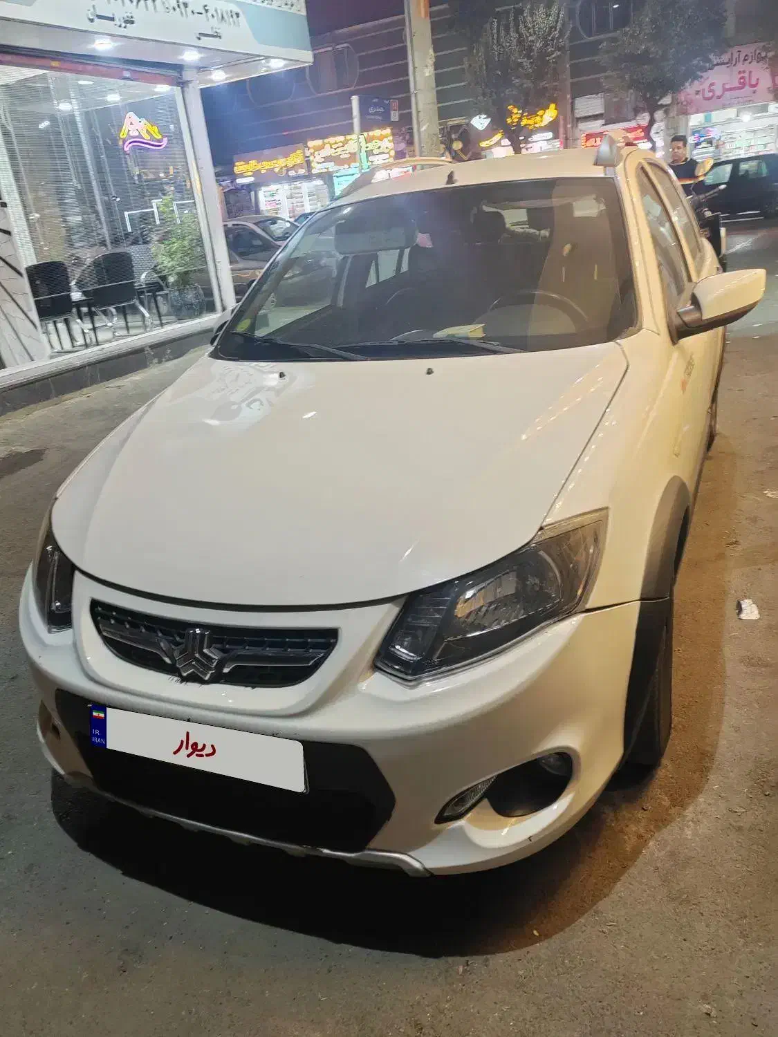 کوئیک سفید مدل 1402|خودرو سواری و وانت|اسلام‌شهر, شهرک مفیدی|دیوار