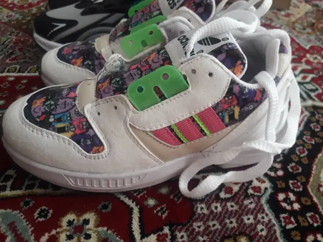 جنس اصلی قیمت مناسب|کیف، کفش، کمربند|خاش, |دیوار