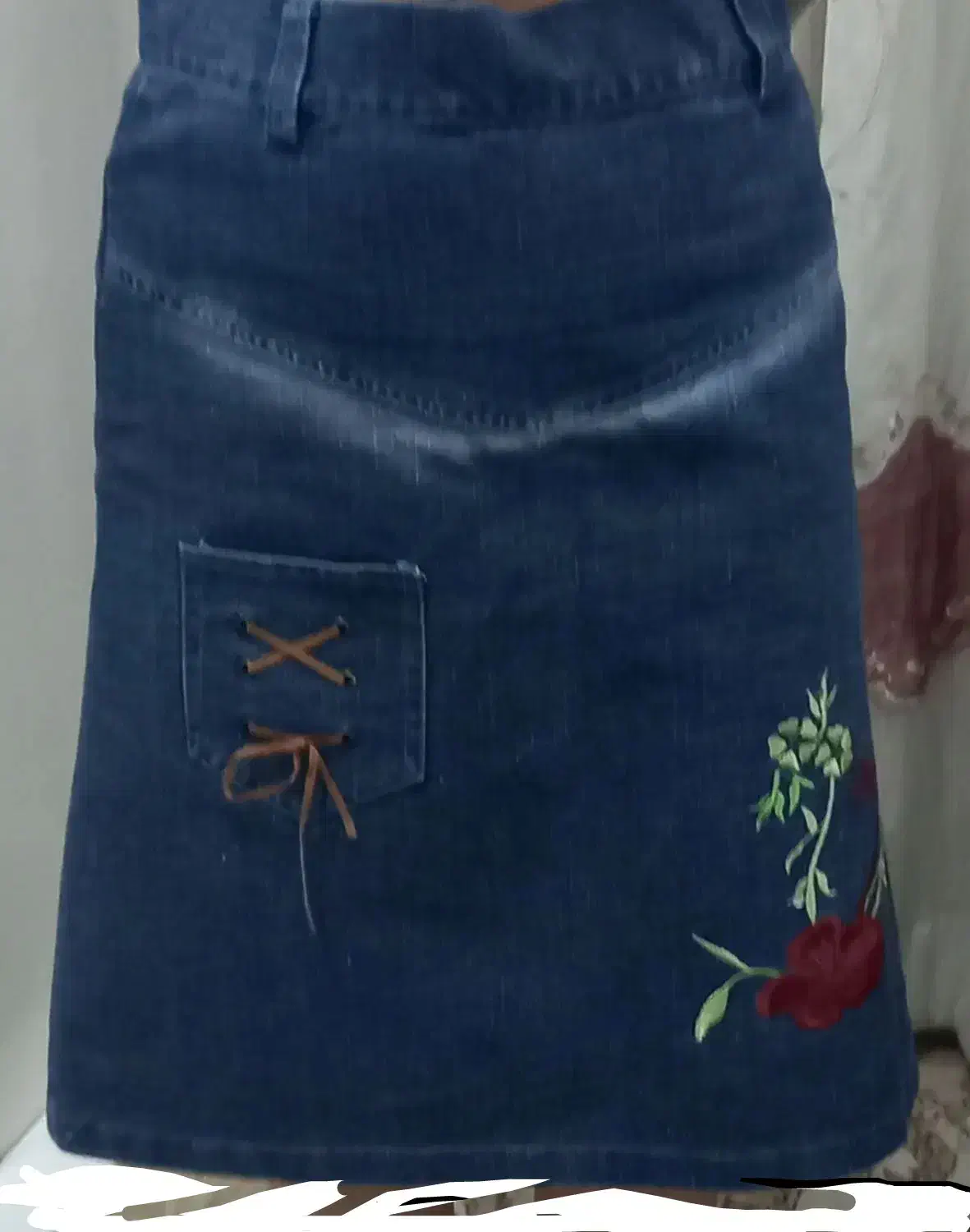 دامن لی در حد نو و چادر مشکی دوخته شده طرح دار|لباس|کاشان, پاقپان|دیوار