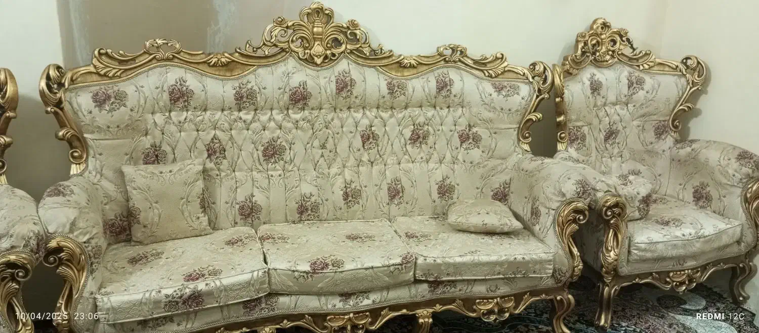 مبل سلطنتی|مبلمان خانگی و میز عسلی|گناباد, |دیوار