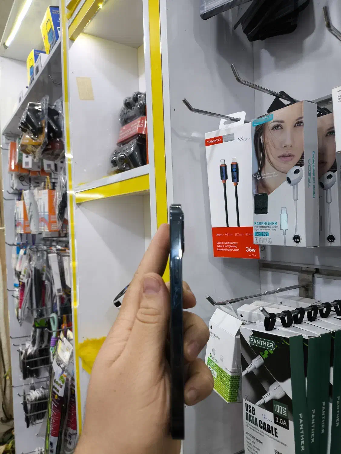 آیفون ۱۲پرو در حد صفر|موبایل|سعدآباد, |دیوار