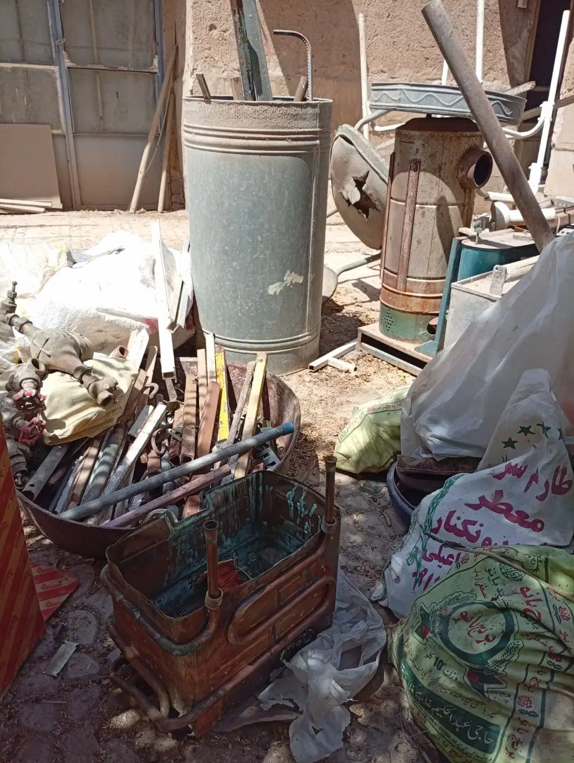 خریدار و فروش ضایعات فرسوده آهن|عمدهفروشی|کرمان, |دیوار