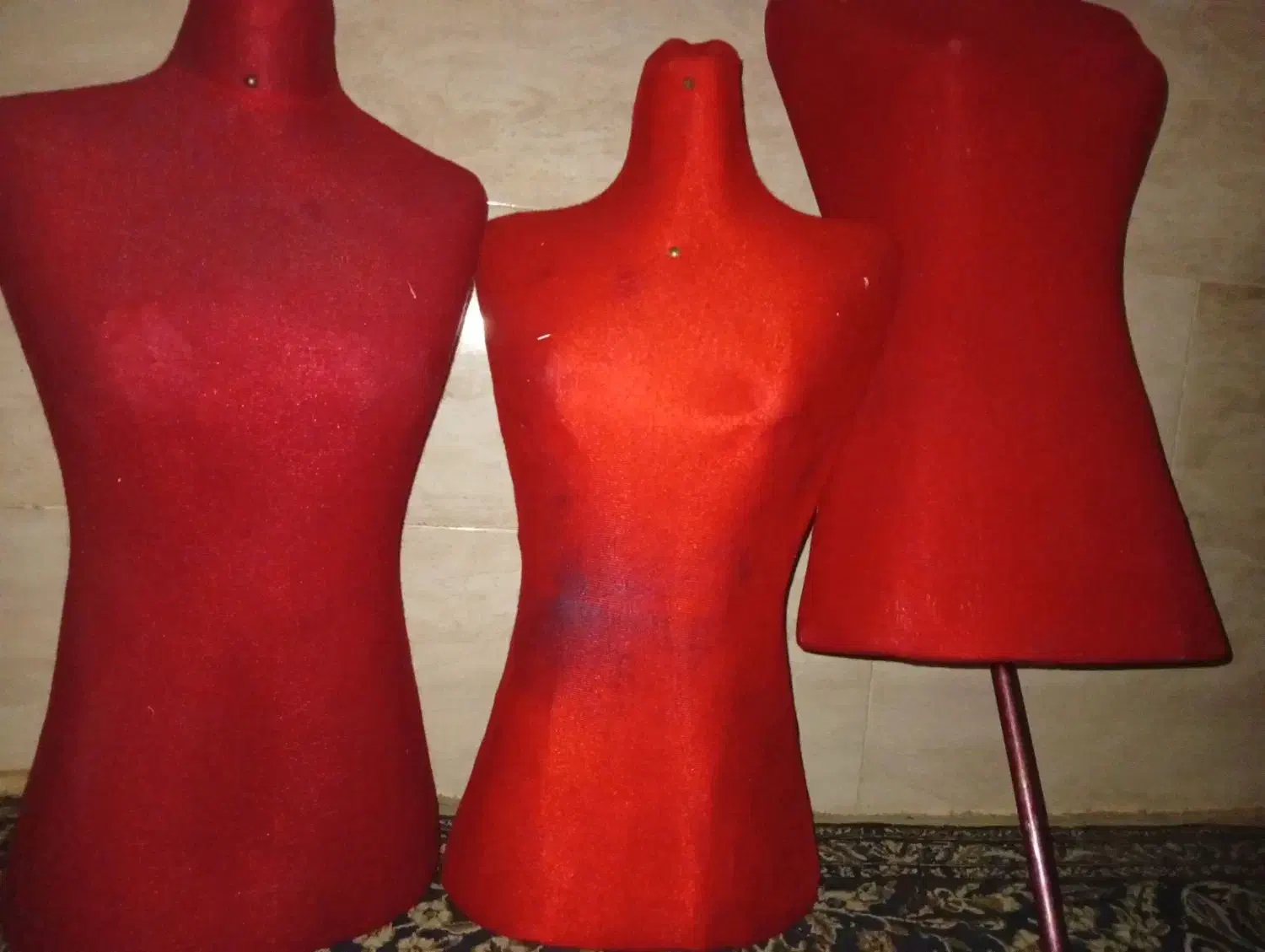 مانکن|لوازم خیاطی و بافتنی|زارچ, |دیوار