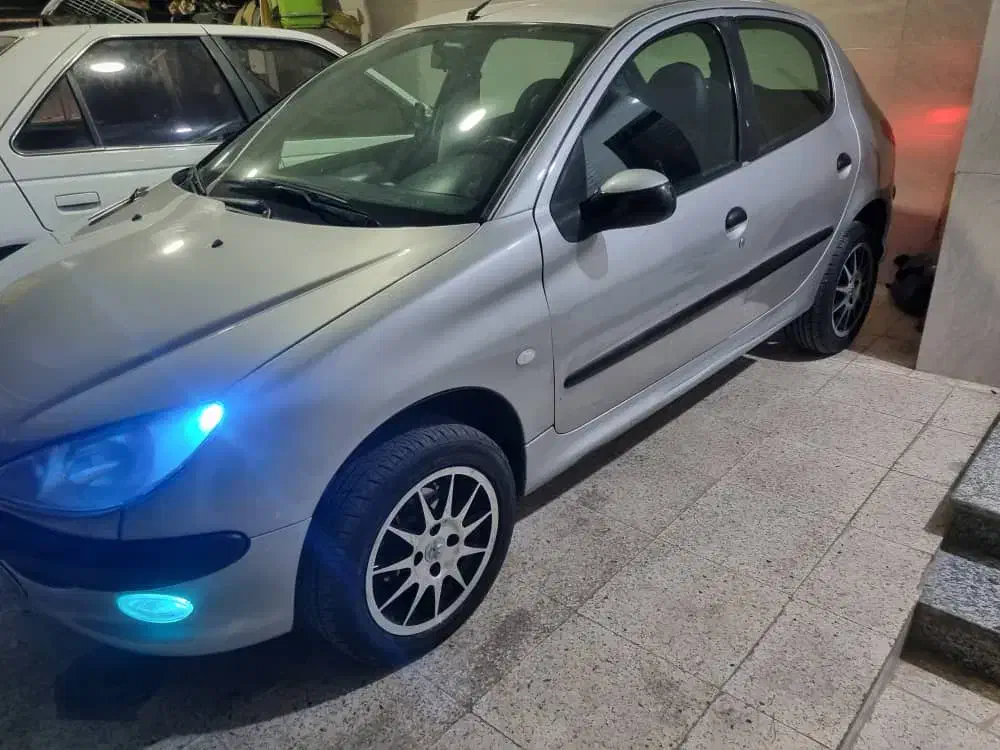 ۲۰۶ فرانسوی ۸۲|خودرو سواری و وانت|شاهین‌شهر, ۹ دی|دیوار