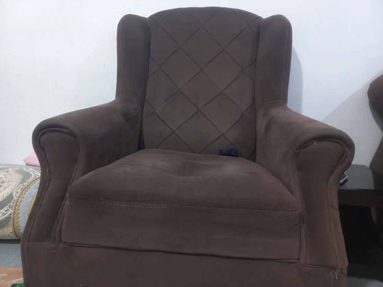 مبل ۷ نفره|مبلمان خانگی و میز عسلی|زهک, |دیوار