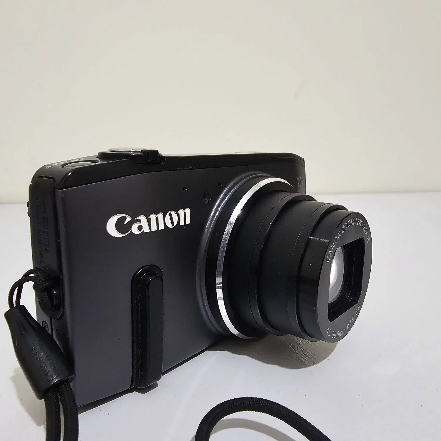 دوربین عکاسی و فیلمبرداری canon|دوربین عکاسی و فیلم‌برداری|اهواز, فاز ۱ پادادشهر|دیوار