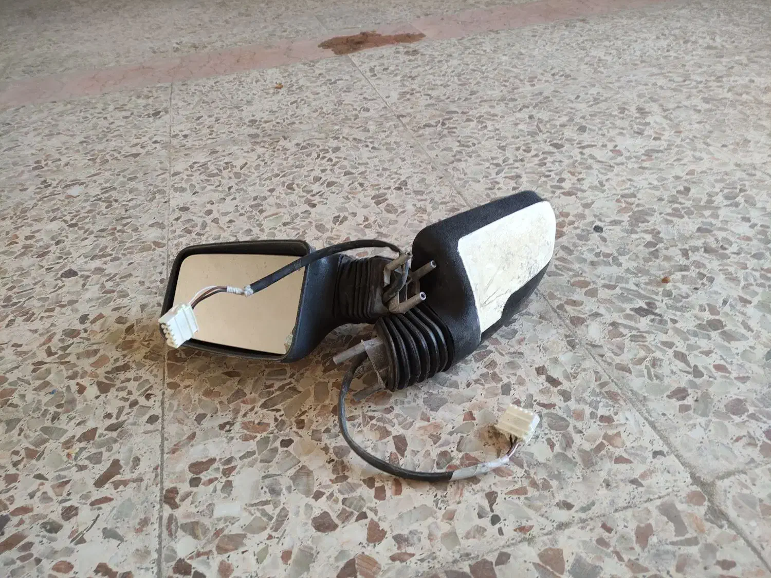 آینه بغل پژو|قطعات یدکی و لوازم جانبی|چابهار, |دیوار