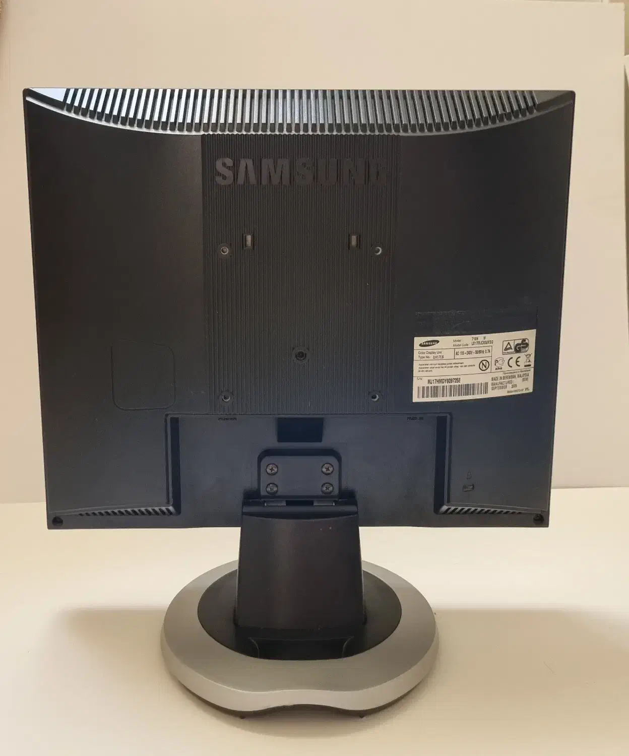 فروش مانیتور 17 اینچ سامسونگ|رایانه رومیزی|آمل, |دیوار