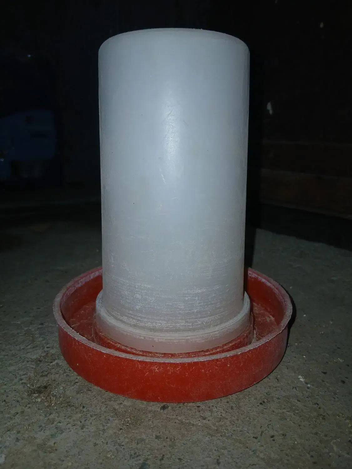 آبخوری جوجه|لوازم جانبی حیوانات|کن, |دیوار