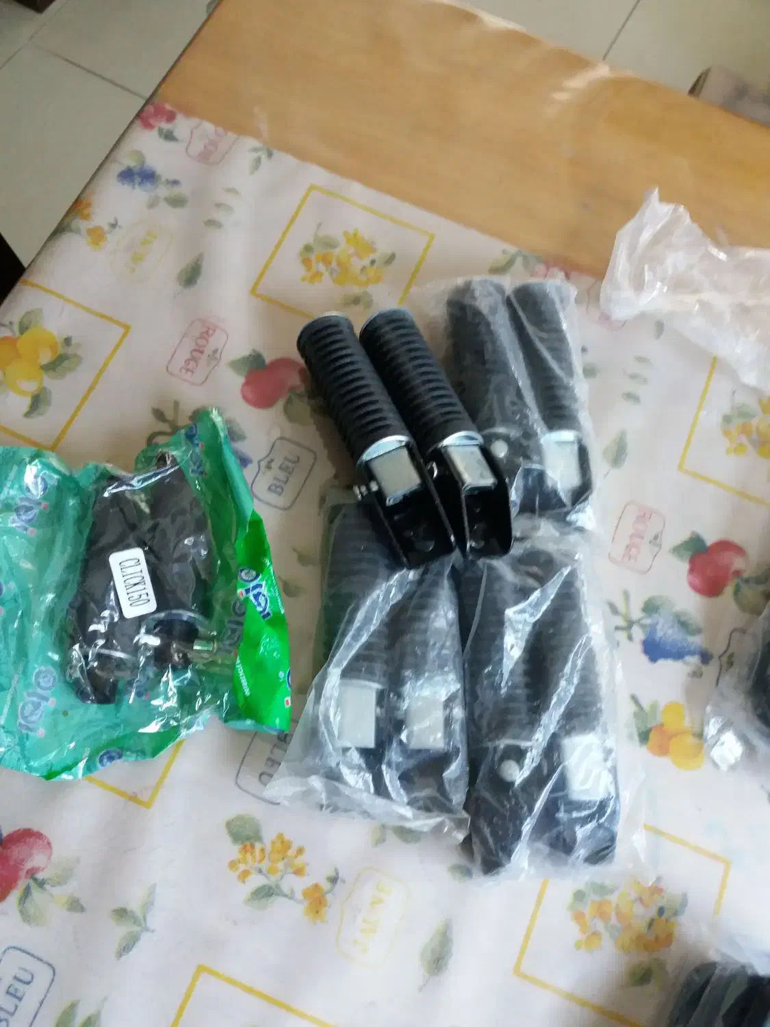 فروش جاپای موتور چراغ هف رنگ قاب پلاک موتور|قطعات یدکی و لوازم جانبی|کیش, |دیوار