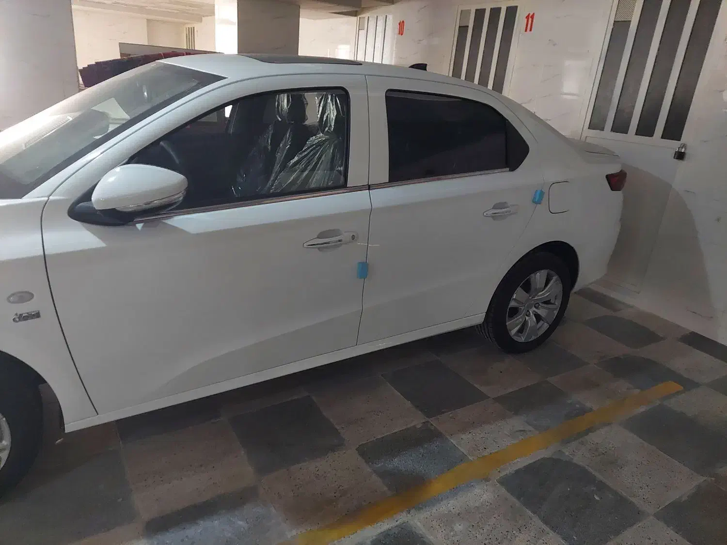 تارا اتوماتیک فول v4 ال ایکس صفر کیلومتر خشک|خودرو سواری و وانت|شیراز, کیان شهر|دیوار