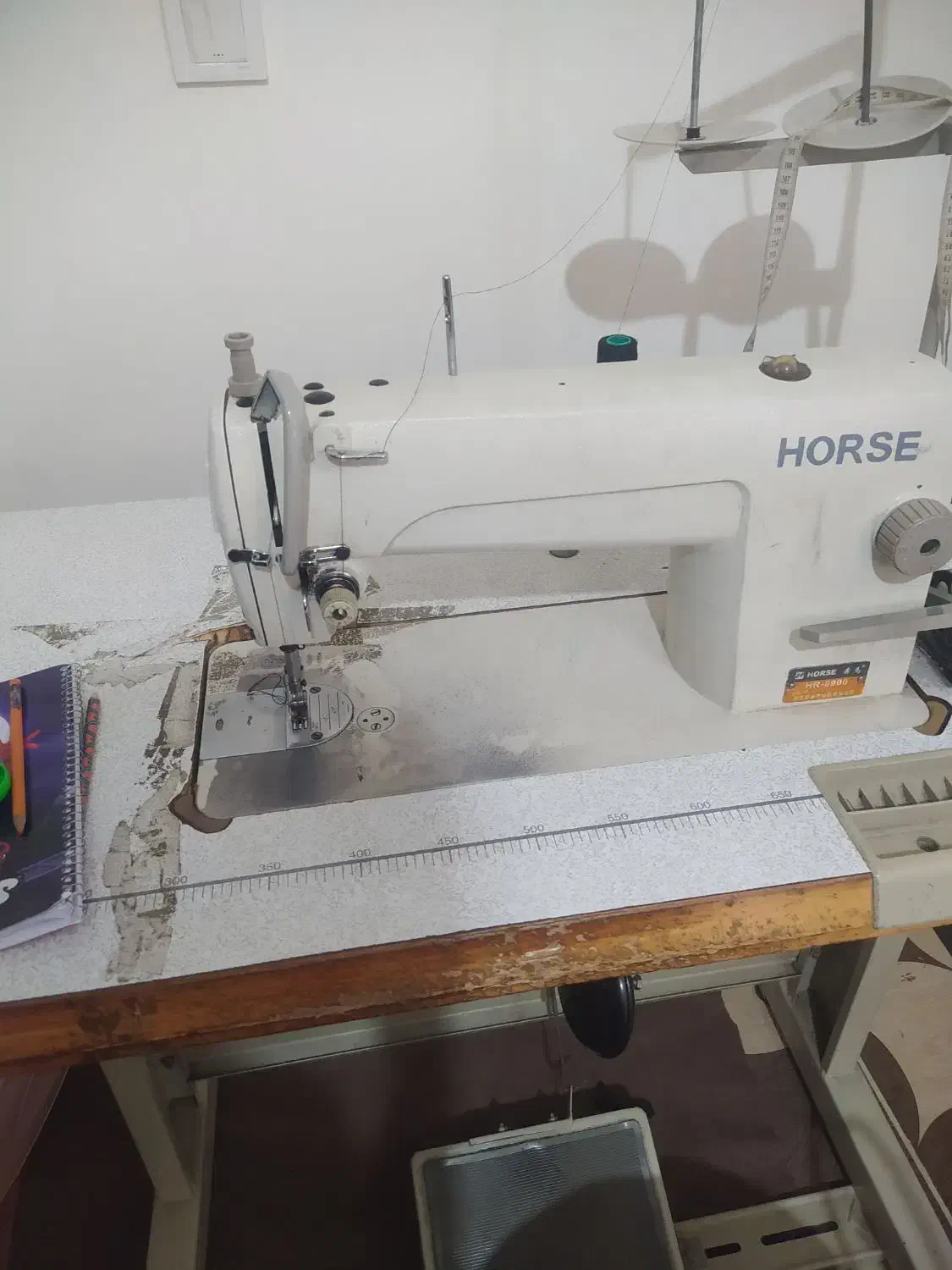 چرخ راسته مارک هورس|چرخ خیاطی و ریسندگی|پیشوا, |دیوار