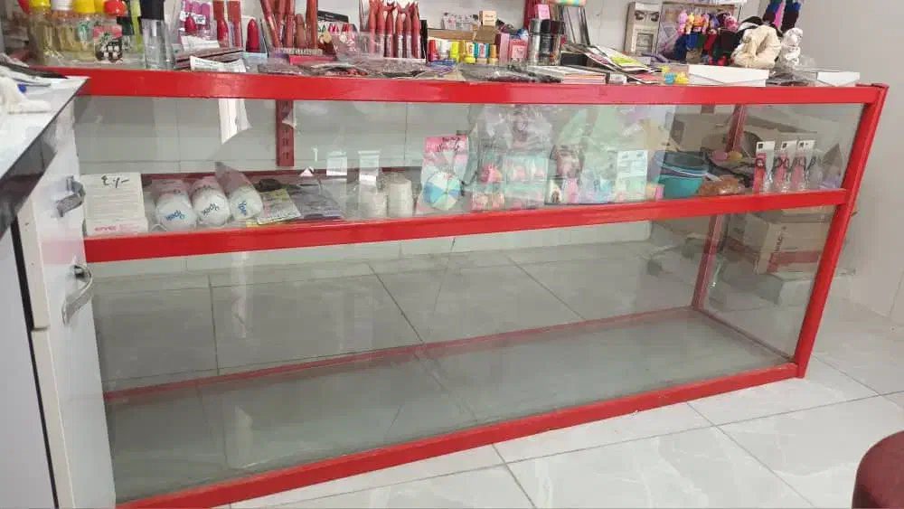 ویترین 2متری/3طبقه|فروشگاه و مغازه|دره شهر, |دیوار