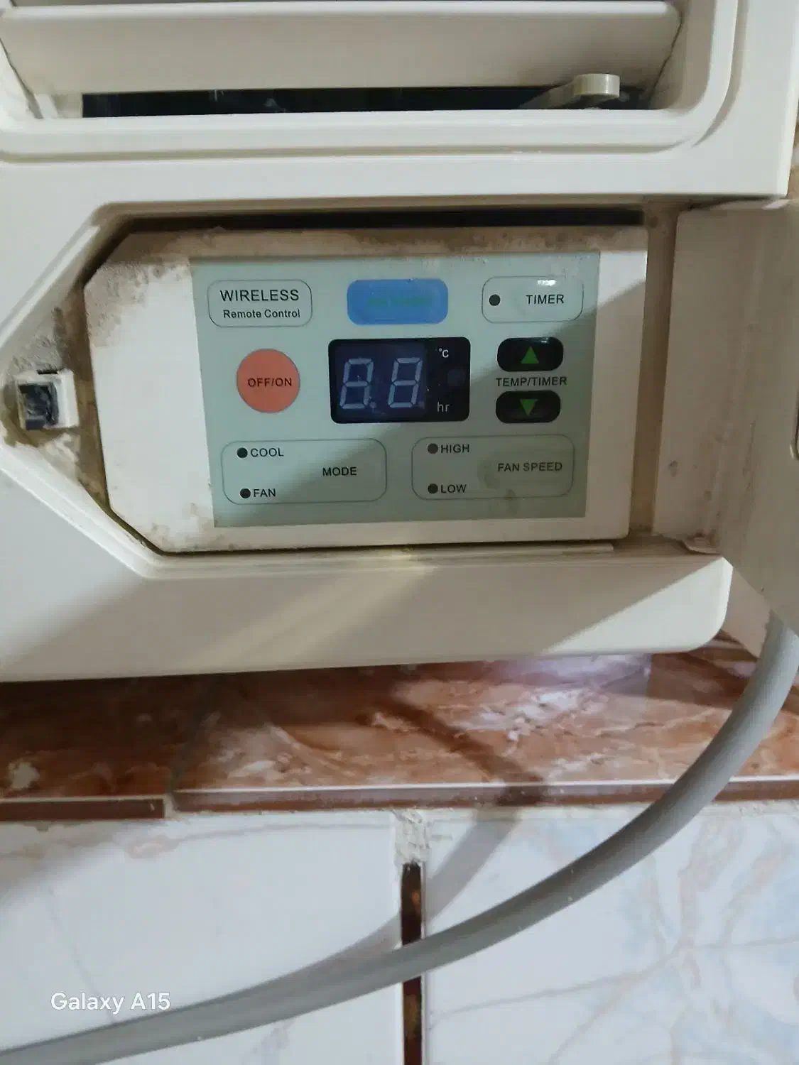 کولر پنجره ای گری|کولر گازی و فن‌کوئل|گرگان, |دیوار