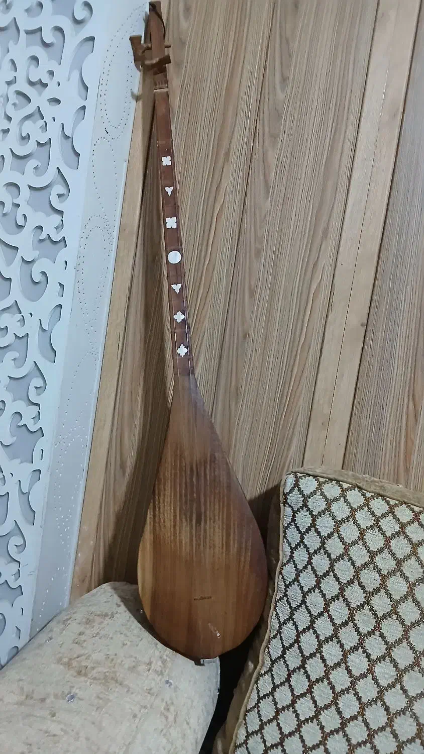 دوتار|سازهای سنتی|تربت جام, المهدی|دیوار