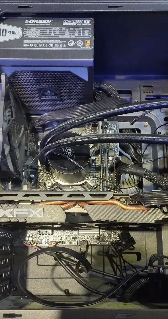 سیستم گیمینگ حرفه ای i7 9700K|رایانه رومیزی|تهران, فلسطین (میدان انقلاب)|دیوار