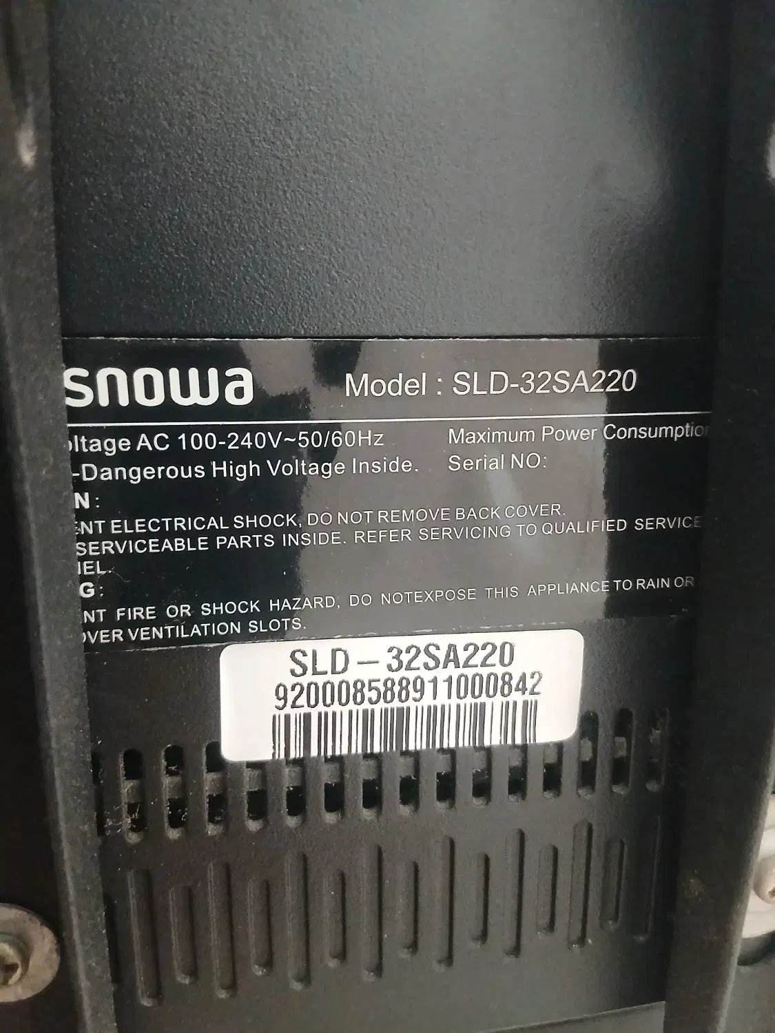 میز و تلویزیون ۳۲ اینچ اسنوا|تلویزیون و پروژکتور|رشت, کوی جام جم|دیوار