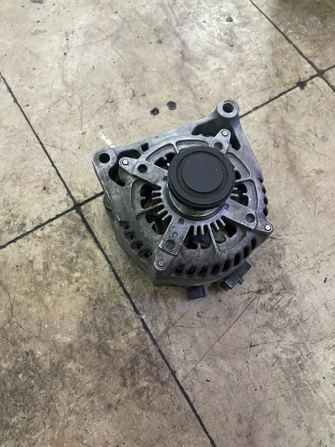 دینام BMV|قطعات یدکی و لوازم جانبی|تهران, سلیمانی|دیوار