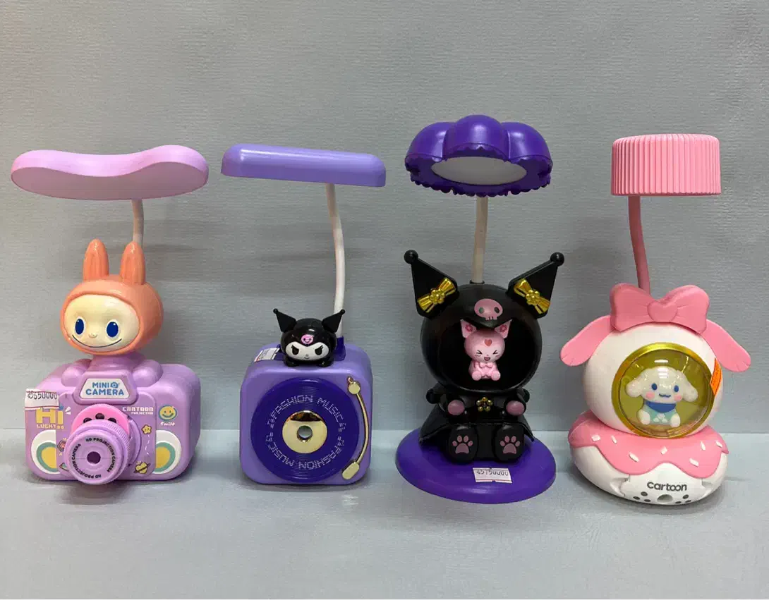 چراغ مطالعه چراغ خواب ملودی کرومی لبوبو فضانورد|لوازم التحریر|مشهد, آزادشهر|دیوار