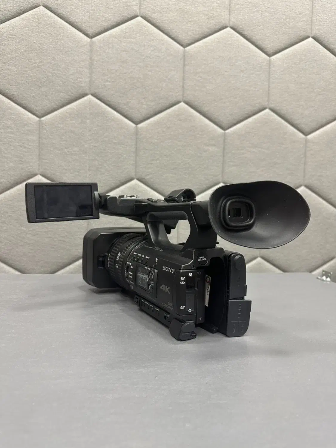 دوربین تصویربرداری SONY PXW-Z150 4K XDCAM|دوربین عکاسی و فیلم‌برداری|تهران, شهرک نفت|دیوار