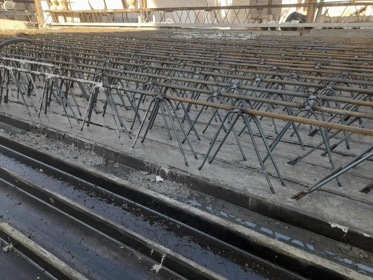 ساخت تیرچه فلزی وبتنی|خدمات پیشه و مهارت|خرمآباد, |دیوار