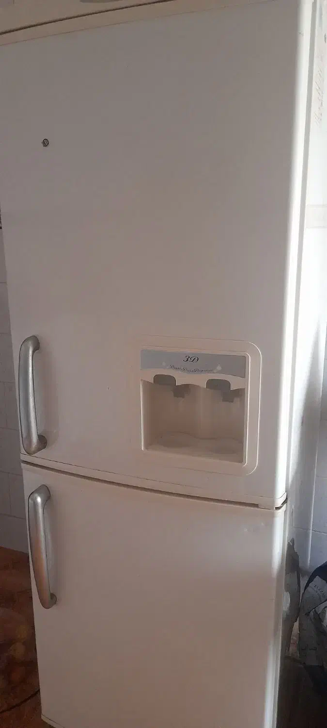 وسایل آشپزخانه|یخچال و فریزر|بندر دیر, |دیوار