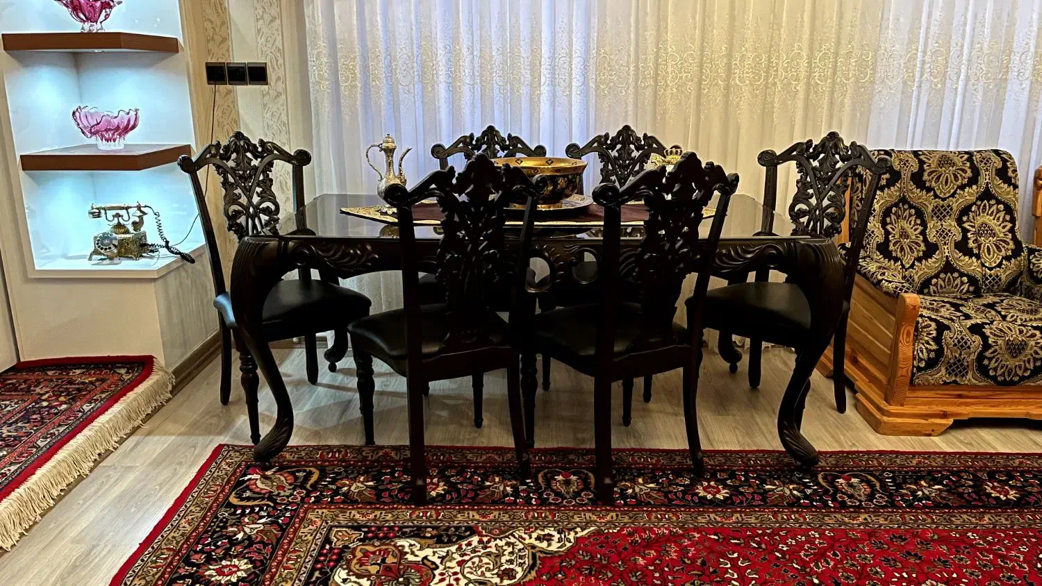 نهارخوری ۶نفره|میز و صندلی غذاخوری|سلماس, |دیوار