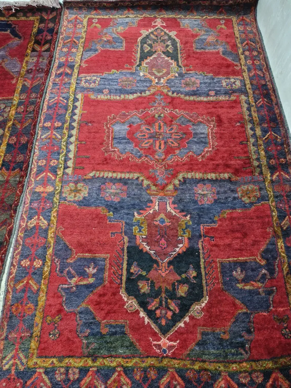 فرش دستبافت لری|فرش|خرم‌آباد, |دیوار