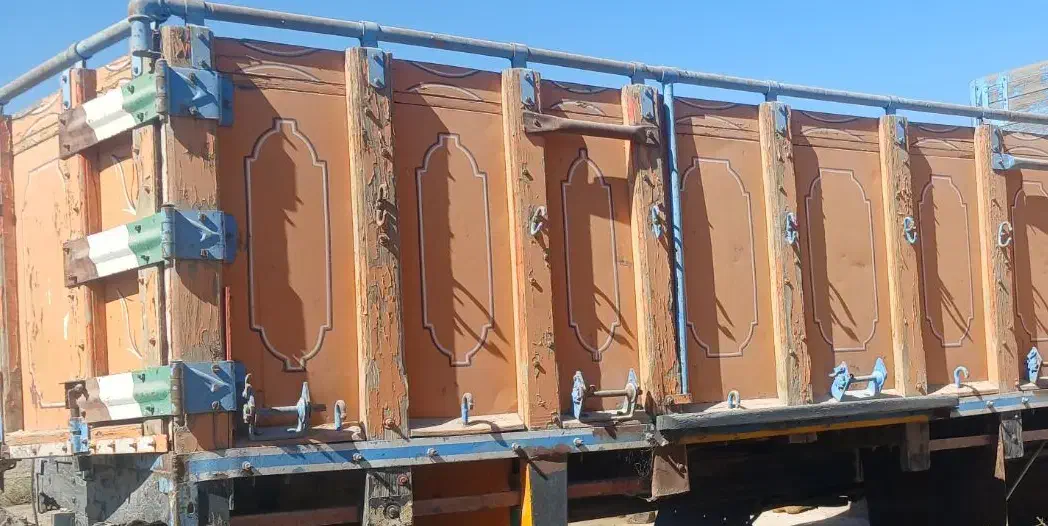 اتاق چوبی تک|خودرو سنگین|کرمان, |دیوار