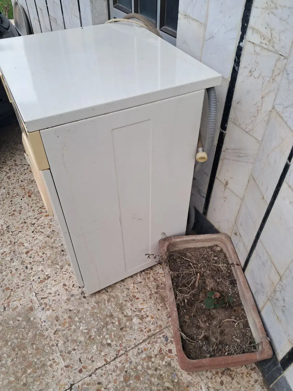 ماشین لباس شوئی آزمایش|ماشین لباسشویی و خشککن لباس|تالش, هشتپر|دیوار