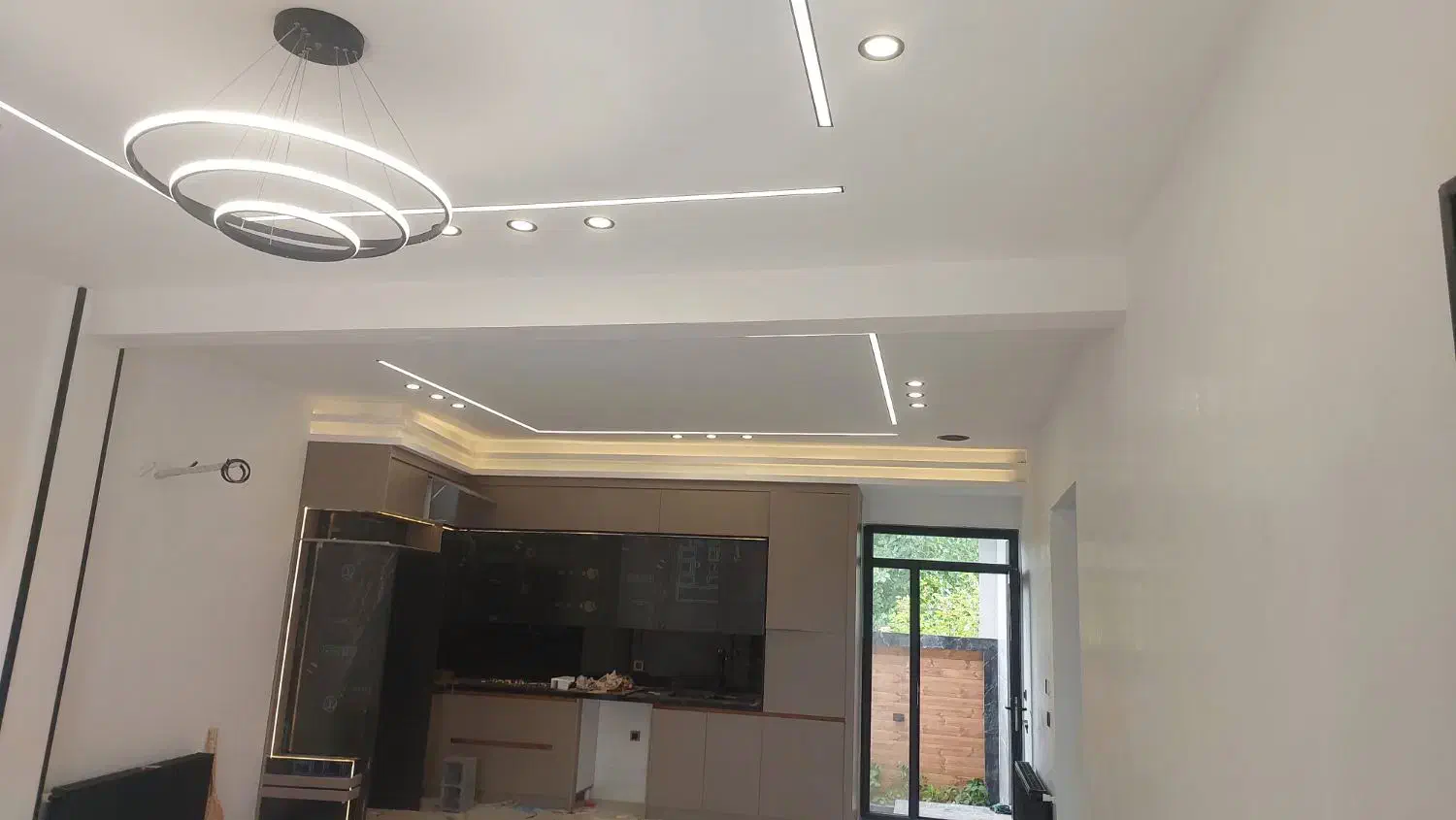 برق ساختمان|خدمات پیشه و مهارت|خشکبیجار, |دیوار