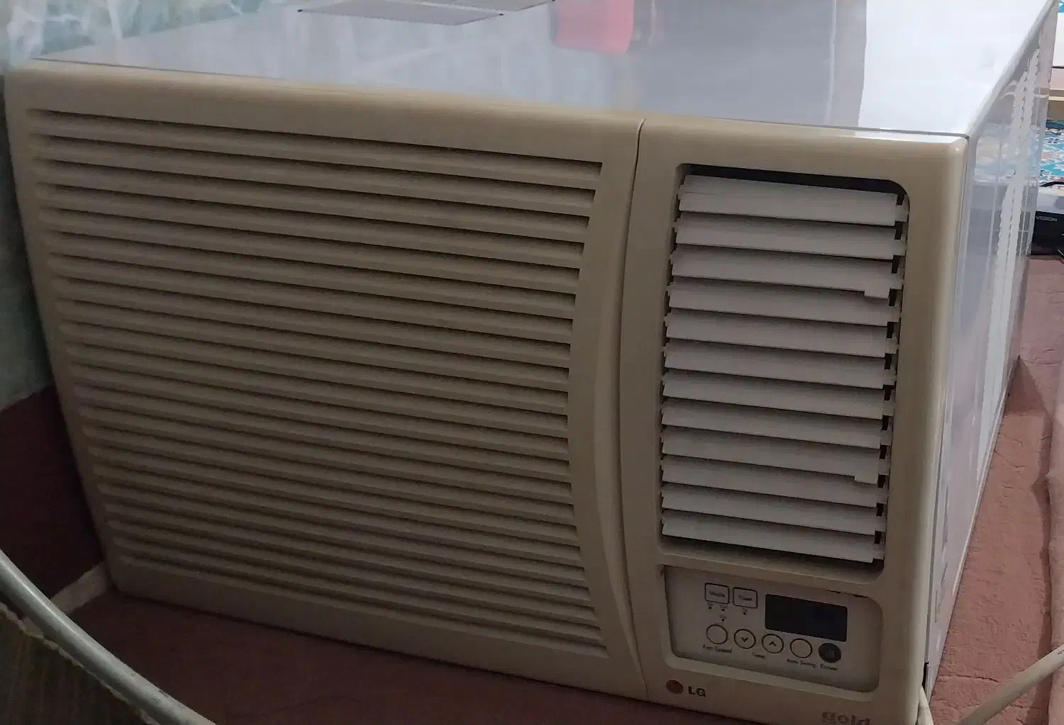فروش فوری کولر پنجره ای ال جی کنترلی|کولر گازی و فنکوئل|فاضل آباد, |دیوار