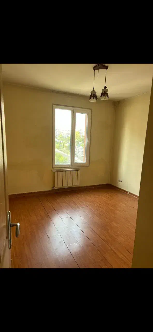 آپارتمان ۱۱۵ متری / دو خواب / علامه شمالی