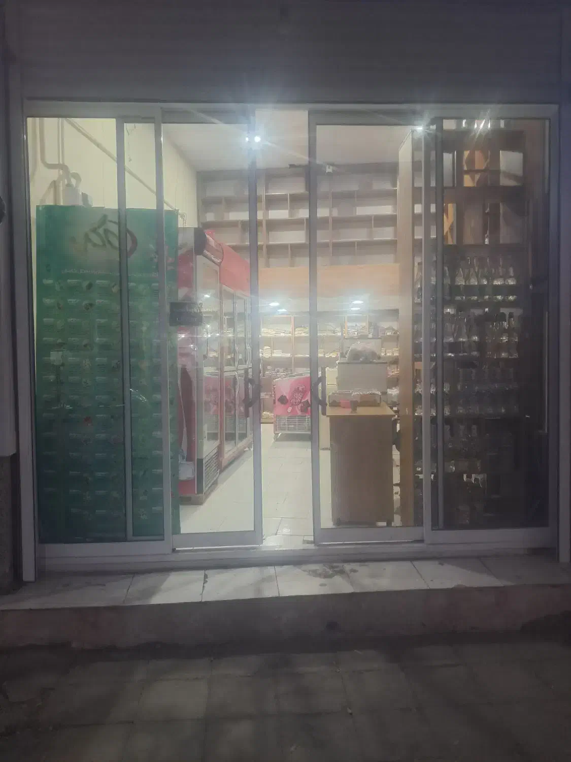 مغازه فروشی|فروش مغازه و غرفه|رفسنجان, |دیوار