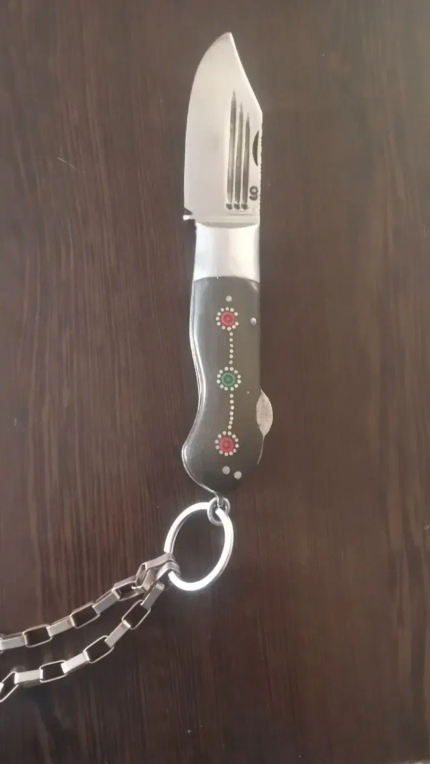 چاقو|کلکسیون اشیاء عتیقه|باسمنج, |دیوار