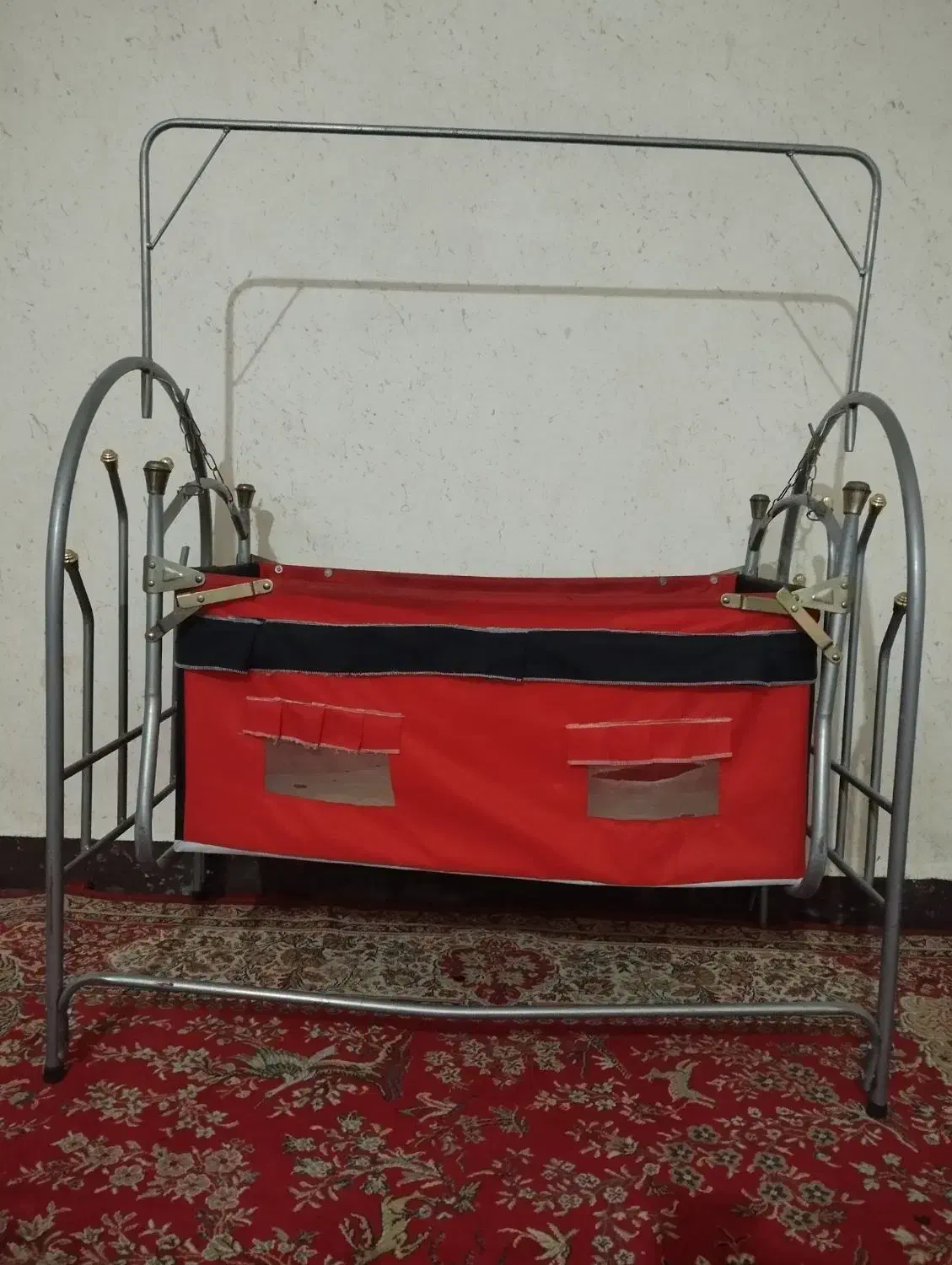 گهواره برای فروش کاملن سالمه|تخت و صندلی بچه|سوسنگرد, |دیوار